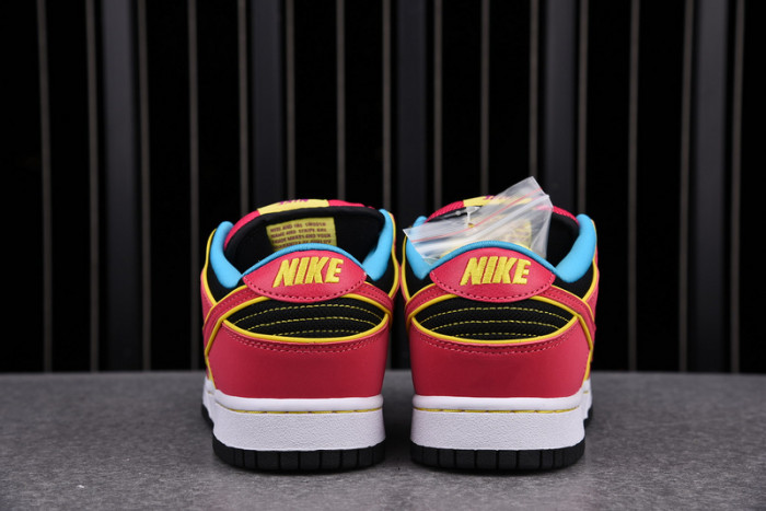 nike dunk sb low ms. pacman 313170-461