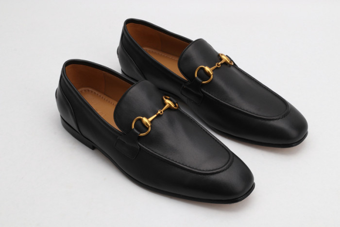guc loafer