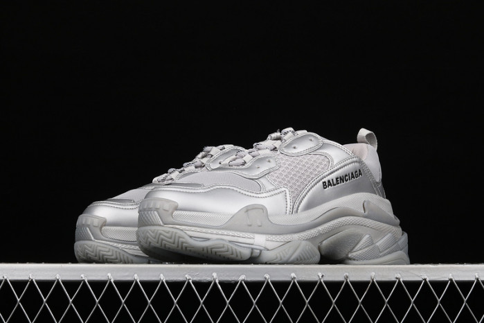 bl triple s trainers sneakers silver 042904
