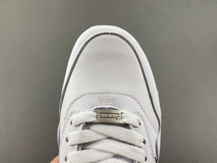 Nike x Supreme Air Max 1 