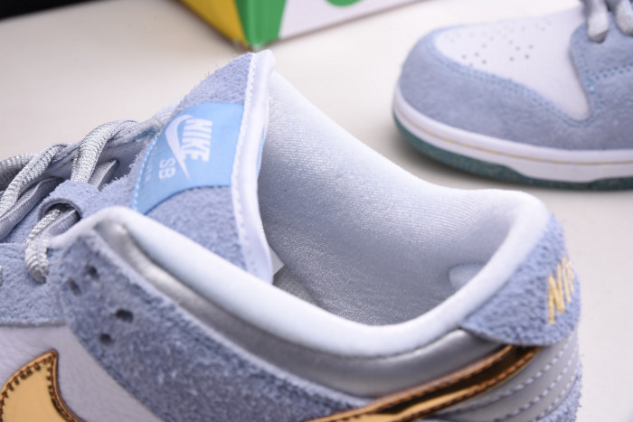 sean cliver x nike sb dunk low dc9936-100