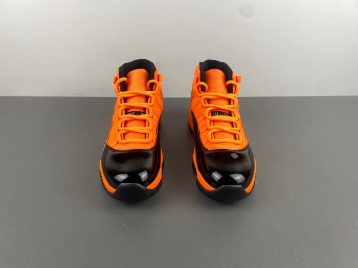 Air Jordan 11 Retro “orange Black”