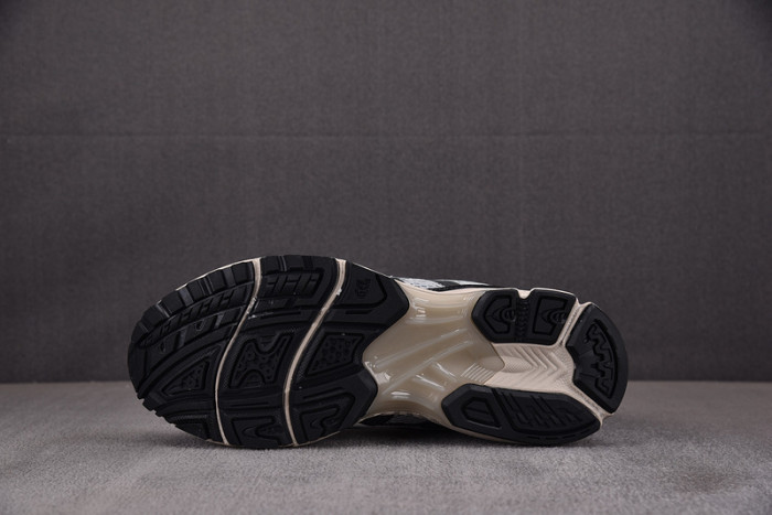 ASICS GEL-KAYANO 14 BLACK GLACIER GREY SILVER 1201A935-001