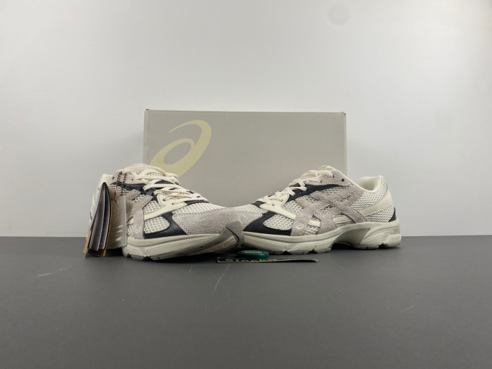 As*ic*s gel-1130 hal studio glacier men