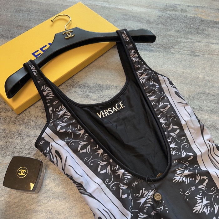 versa swimsuit