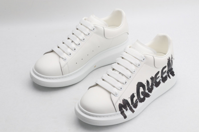 alex mcqu sneakers