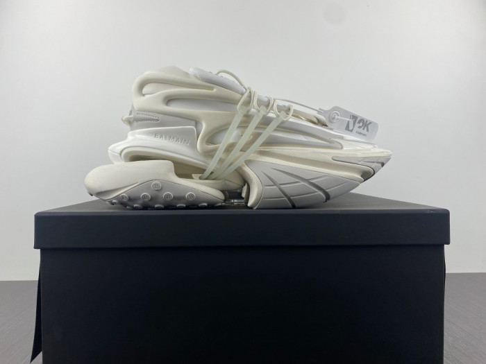 balmain sneakers 22120602