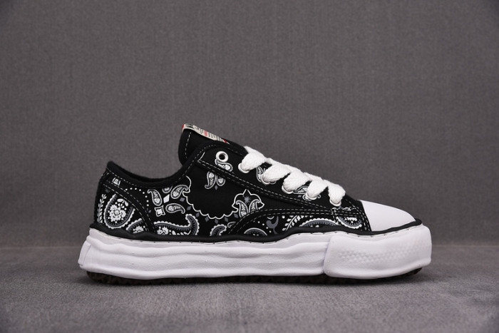 Ma*s*n mihara yasuhiro sneaker