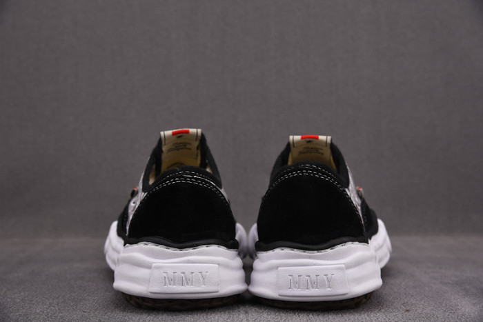 Ma*s*n mihara yasuhiro sneaker
