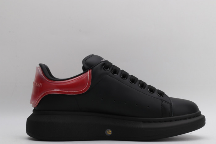 alex mcqu sneakers