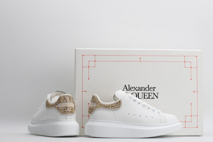 alex mcqu sneakers