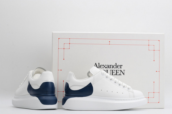 alex mcqu sneakers