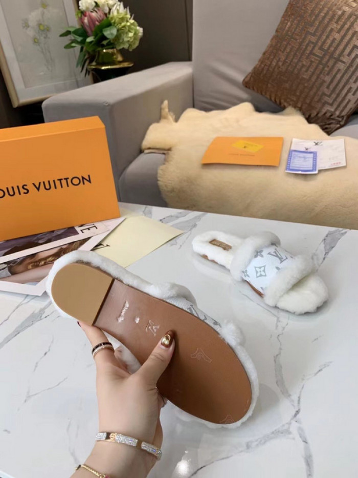 lovt slippers