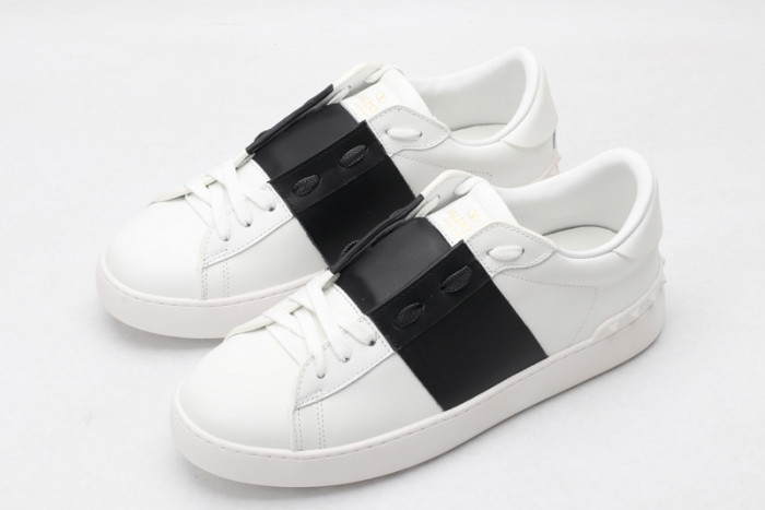 v*lentino sneaker