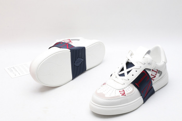 v*lentino sneaker