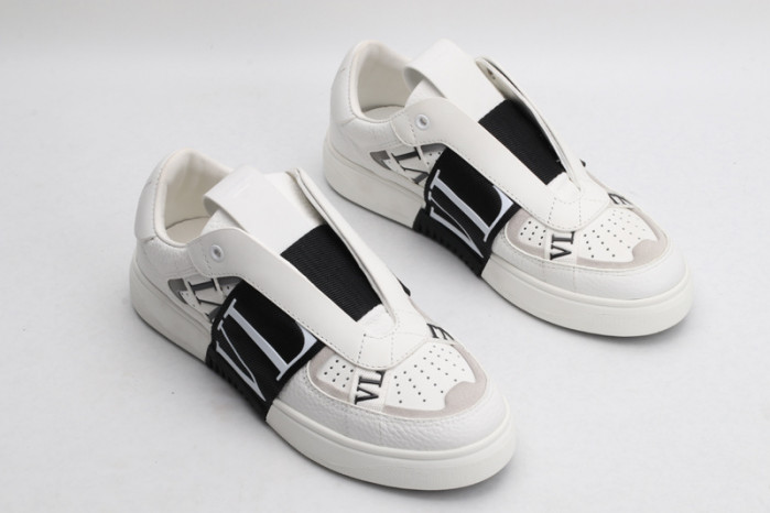 v*lentino sneaker