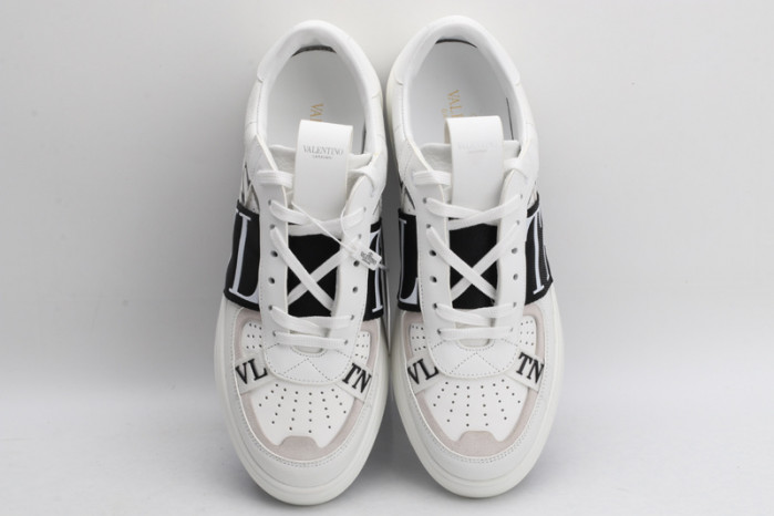 v*lentino sneaker