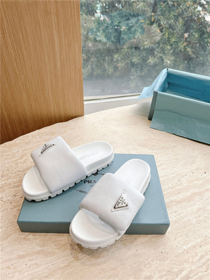 prad slippers