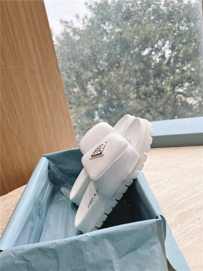 prad slippers