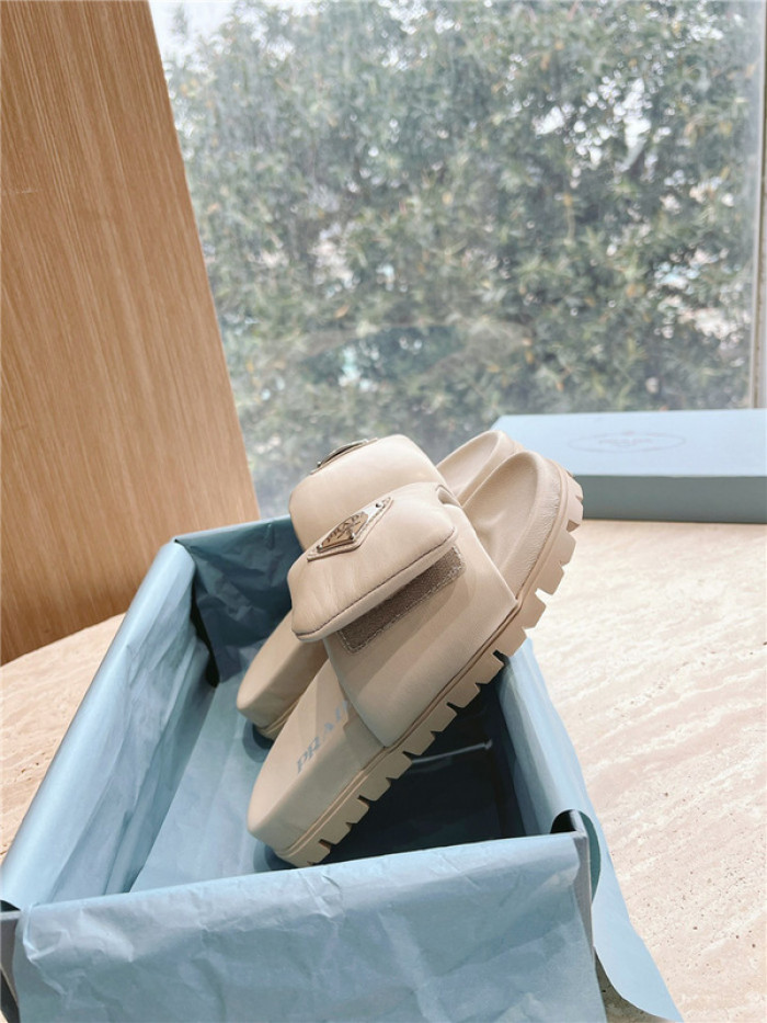 prad slippers