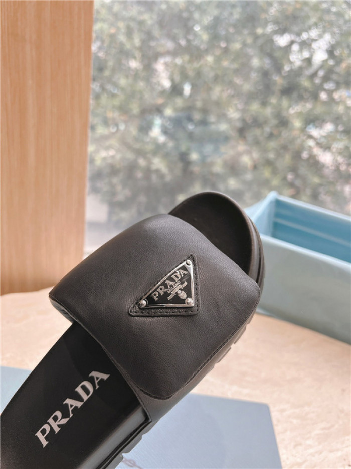 prad slippers