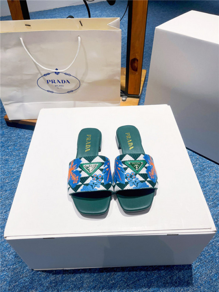 prad slippers