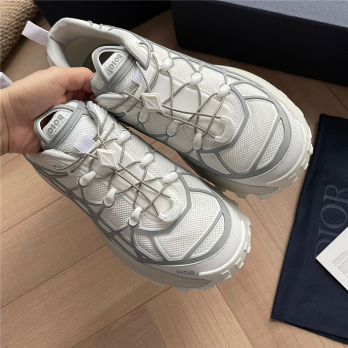 dr b31 trainer sneaker