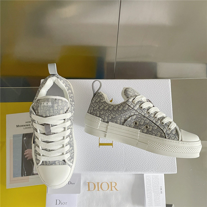 dr b23 sneakers