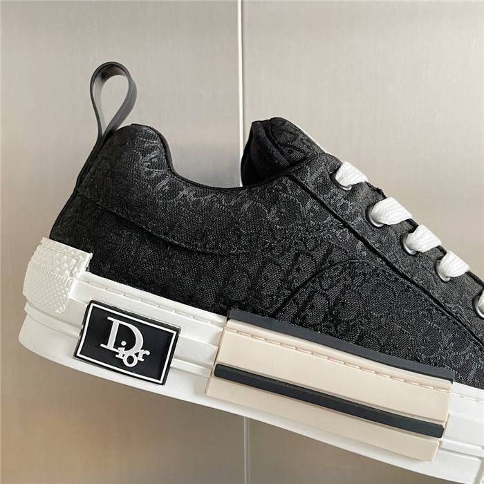 dr b23 sneakers