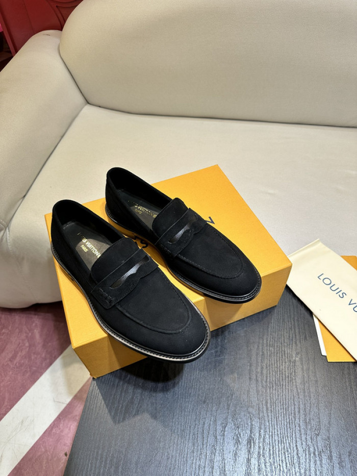 lovt loafer