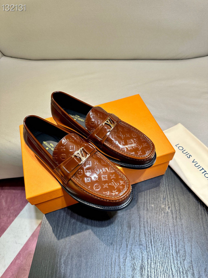 lovt loafer