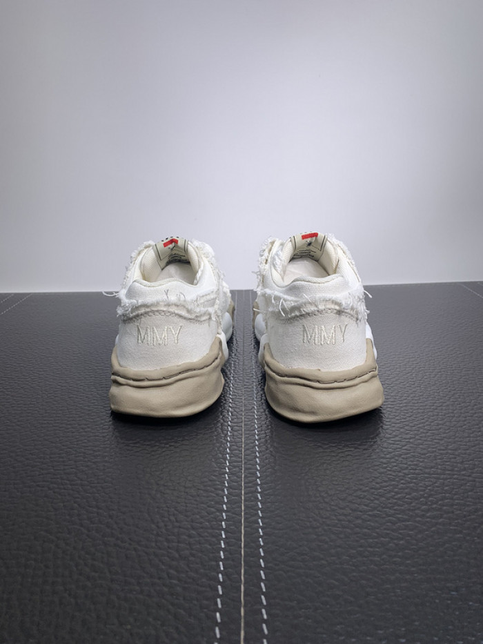 Ma*s*n mihara yasuhiro sneaker
