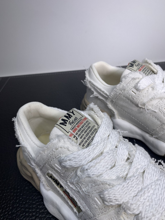 Ma*s*n mihara yasuhiro sneaker