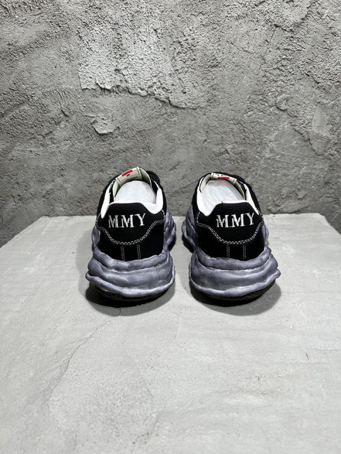 Ma*s*n mihara yasuhiro sneaker