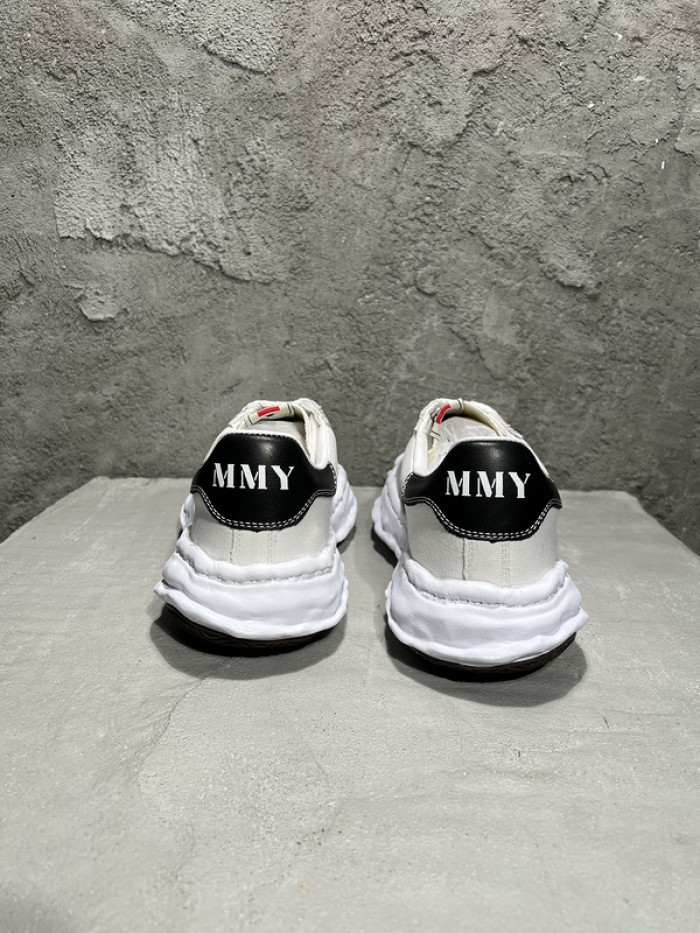 Ma*s*n mihara yasuhiro sneaker