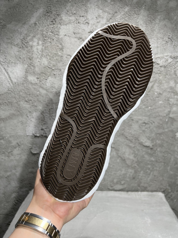 Ma*s*n mihara yasuhiro sneaker