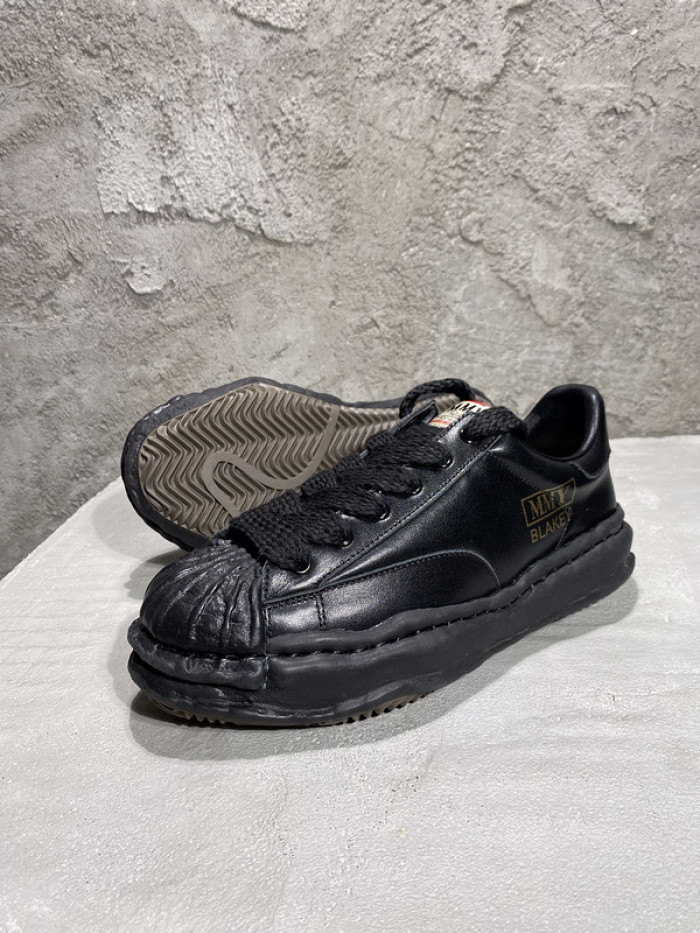 Ma*s*n mihara yasuhiro sneaker