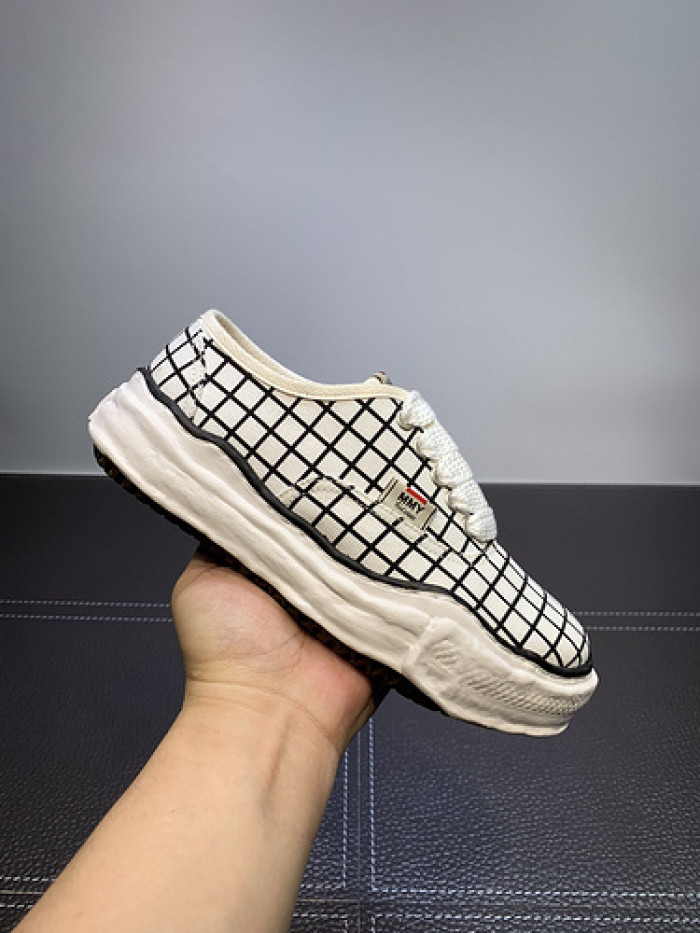 Ma*s*n mihara yasuhiro sneaker