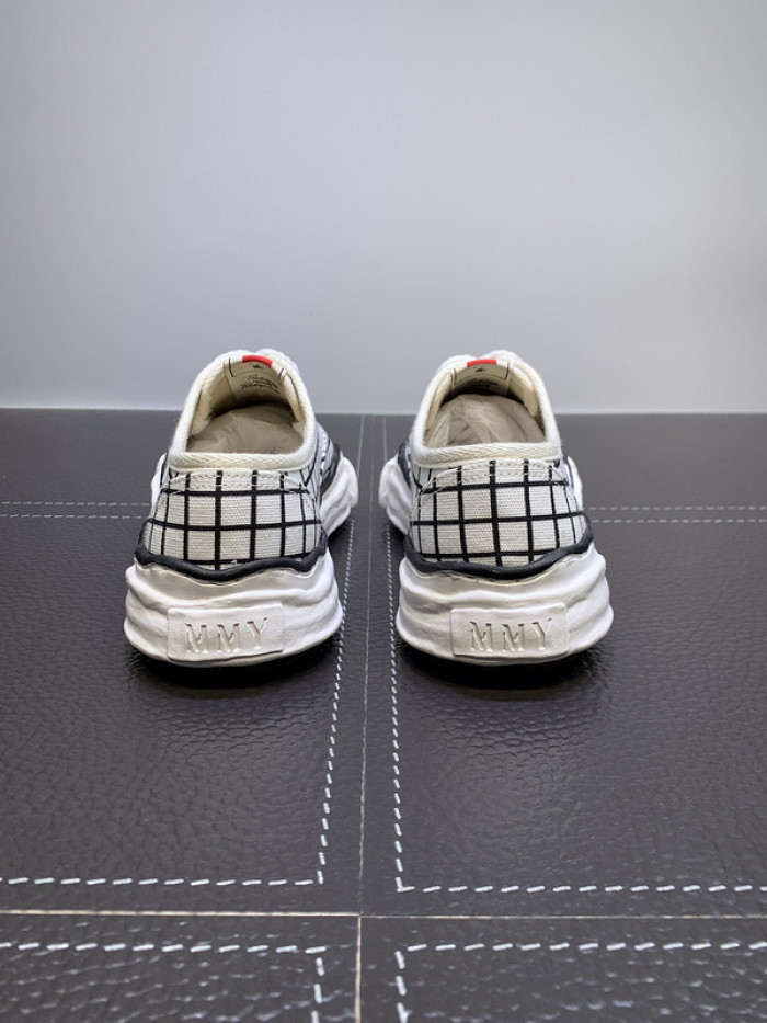 Ma*s*n mihara yasuhiro sneaker
