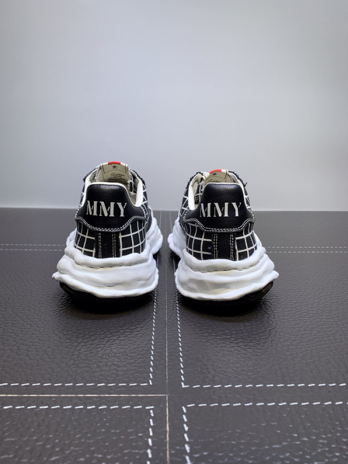 Ma*s*n mihara yasuhiro sneaker