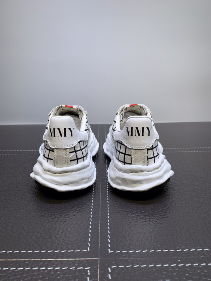 Ma*s*n mihara yasuhiro sneaker