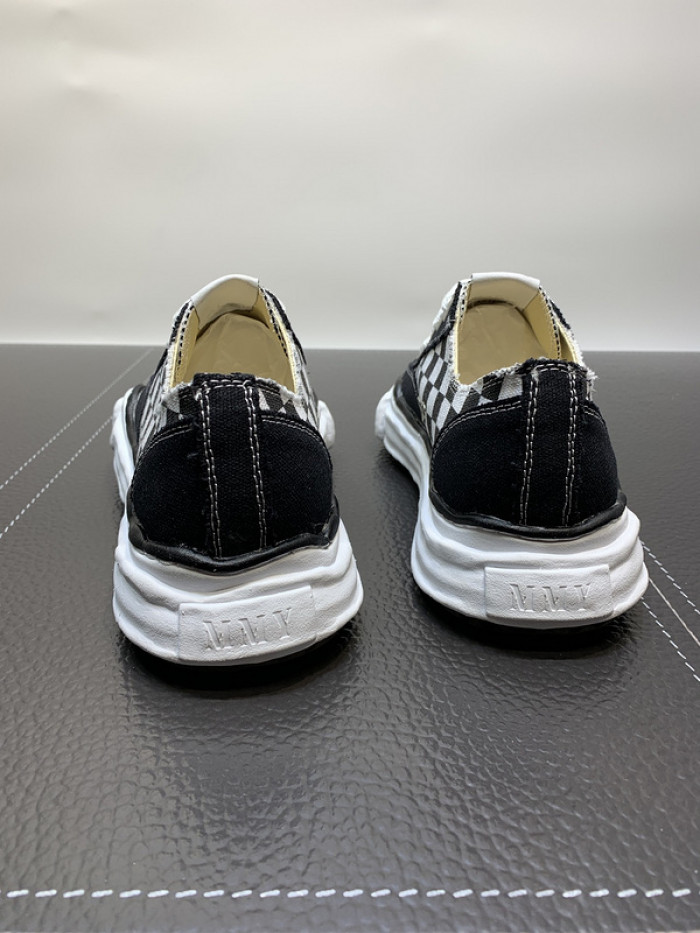 Ma*s*n mihara yasuhiro sneaker