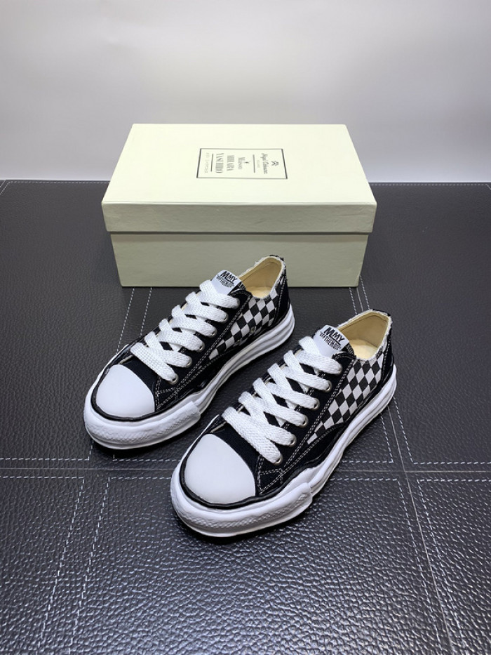 Ma*s*n mihara yasuhiro sneaker