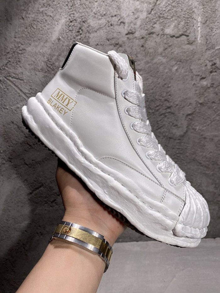 Ma*s*n mihara yasuhiro sneaker