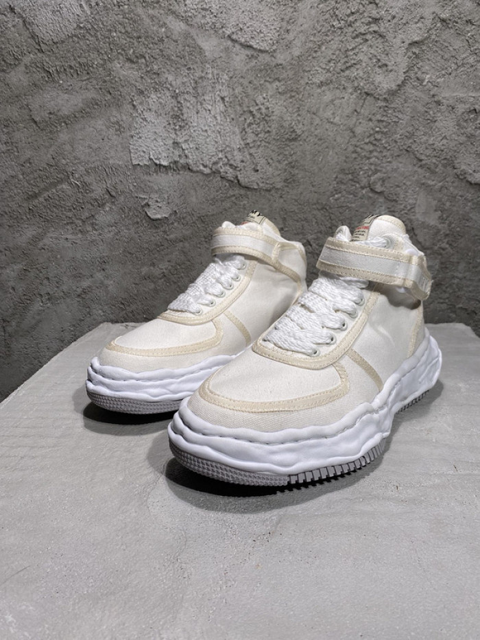 Ma*s*n mihara yasuhiro sneaker