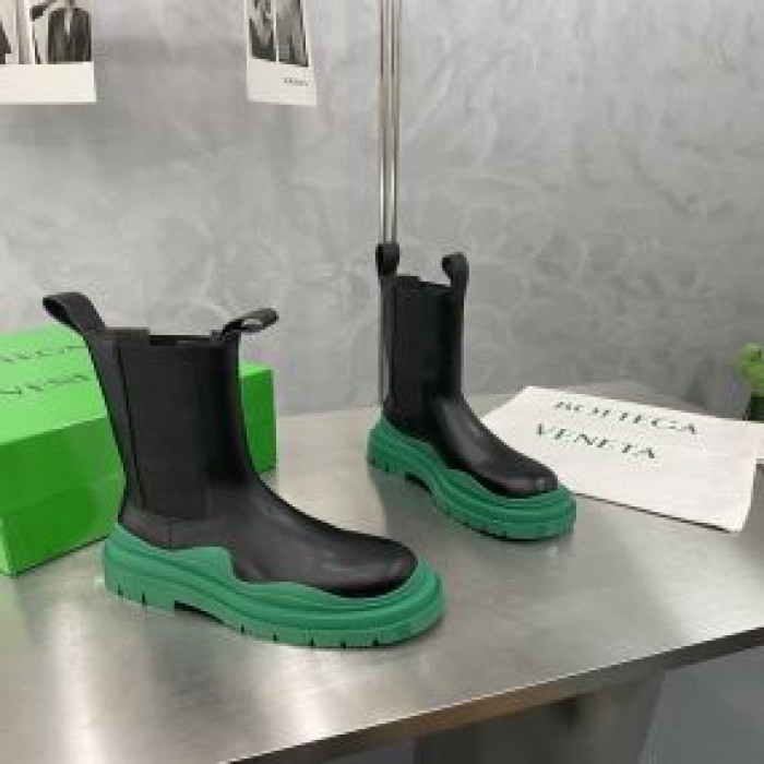 bo*te*ga Ve*ne*ta boots