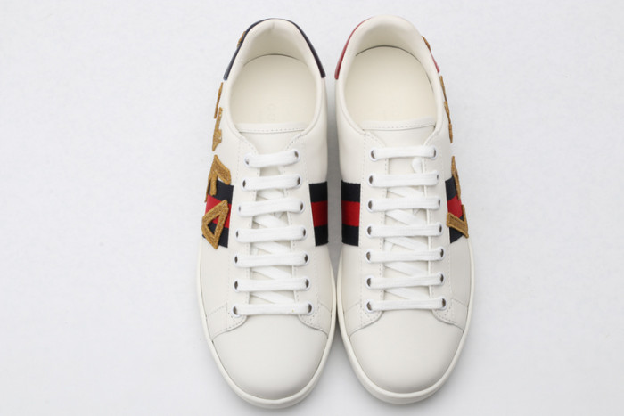 gi ace embroidered low-top sneaker