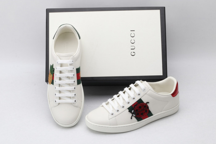 gi ace embroidered low-top sneaker