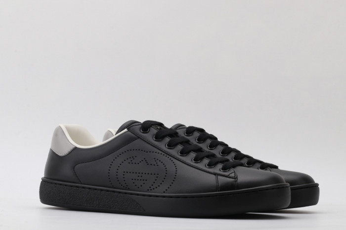 gi ace embroidered low-top sneaker