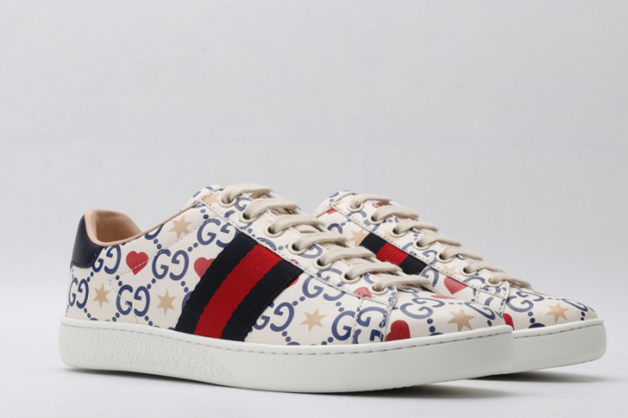 gi ace embroidered low-top sneaker